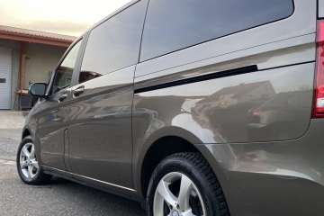 Mercedes - Benz V 220