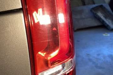 Mercedes - Benz V 220