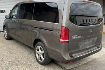 Mercedes - Benz V 220