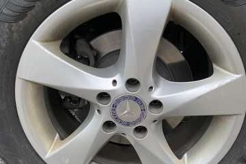 Mercedes - Benz V 220